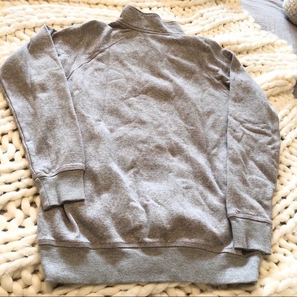 Under Armour gray half zip up sweater - Picture 5 of 5